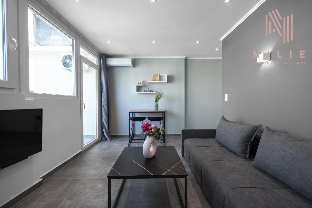 Appartamento V1 Penthouse, Nilie Hospitality Mgmt Salonicco Esterno foto