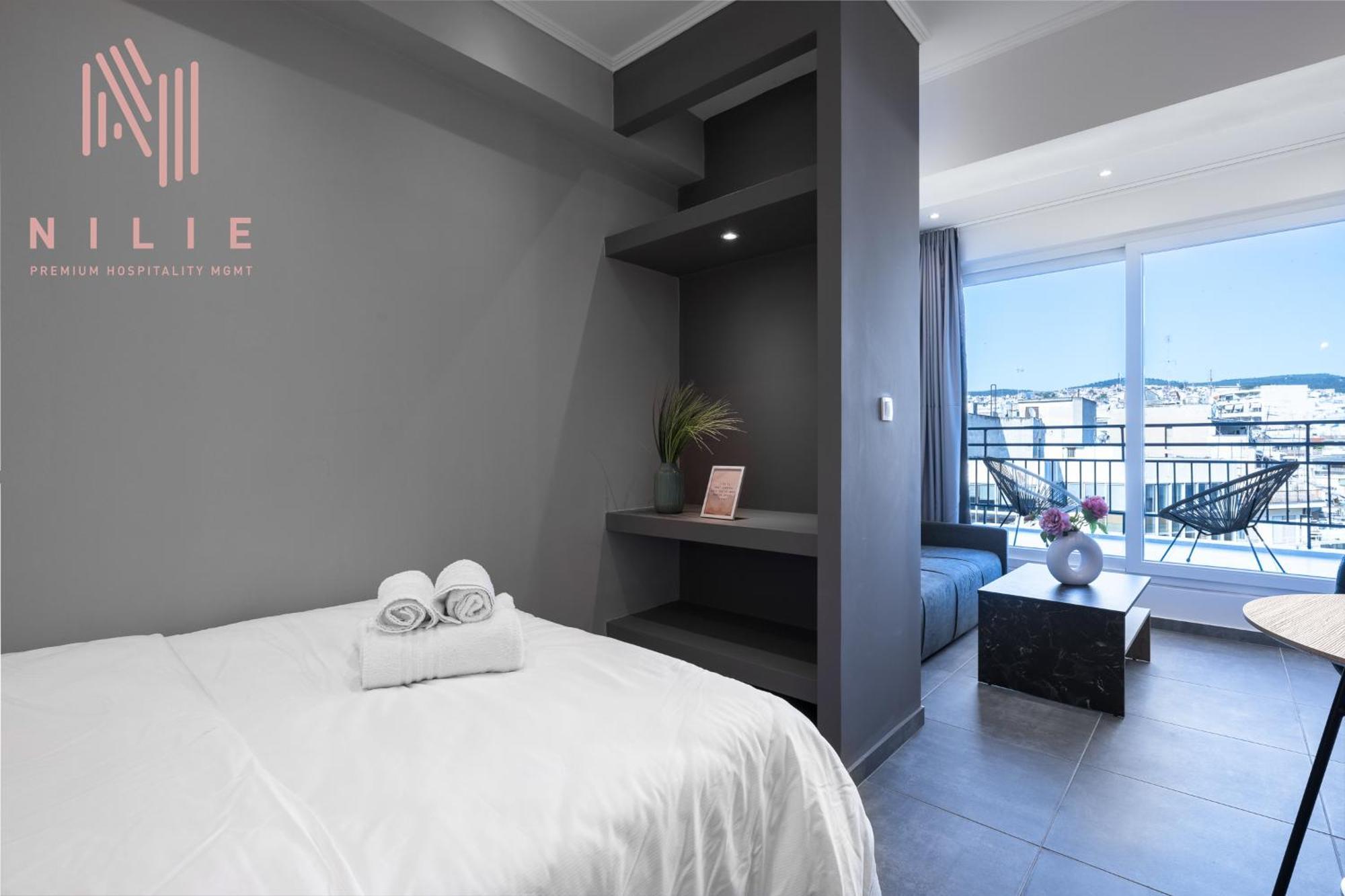 Appartamento V1 Penthouse, Nilie Hospitality Mgmt Salonicco Esterno foto